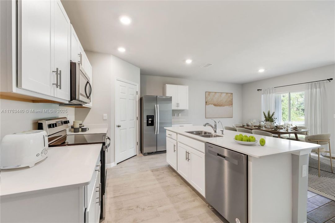 最近租的: $2,500 (4 贝兹, 2 浴室, 0 平方英尺)