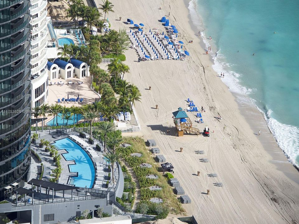 En Venta: $4,200,000 (3 camas, 4 baños, 3171 Pies cuadrados)