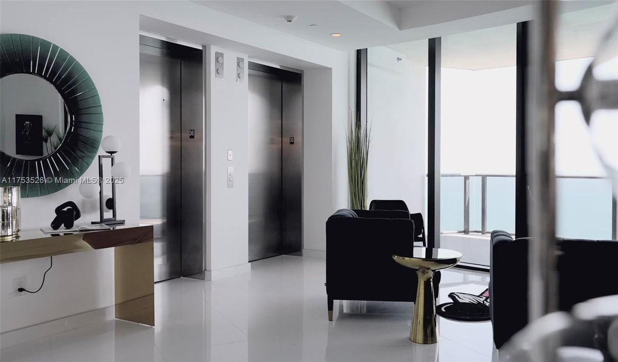 En Venta: $4,200,000 (3 camas, 4 baños, 3171 Pies cuadrados)