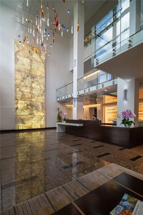 Vendido Recientemente: $1,199,000 (2 camas, 2 baños, 1895 Pies cuadrados)