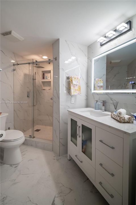 Vendido Recientemente: $1,199,000 (2 camas, 2 baños, 1895 Pies cuadrados)