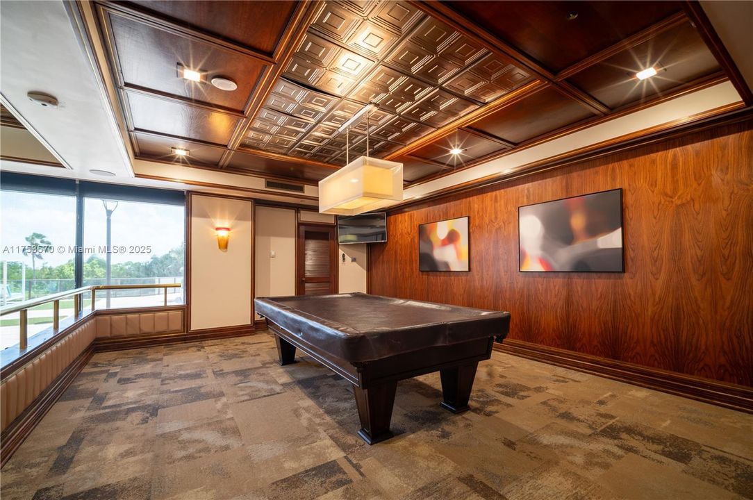 Vendido Recientemente: $1,199,000 (2 camas, 2 baños, 1895 Pies cuadrados)