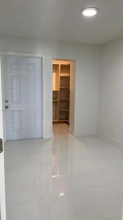 For Rent: $2,200 (2 beds, 2 baths, 750 Square Feet)