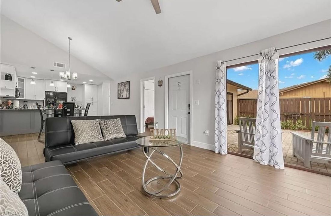 Недавно арендовано: $1,600 (2 спален, 2 ванн, 1041 Квадратных фут)