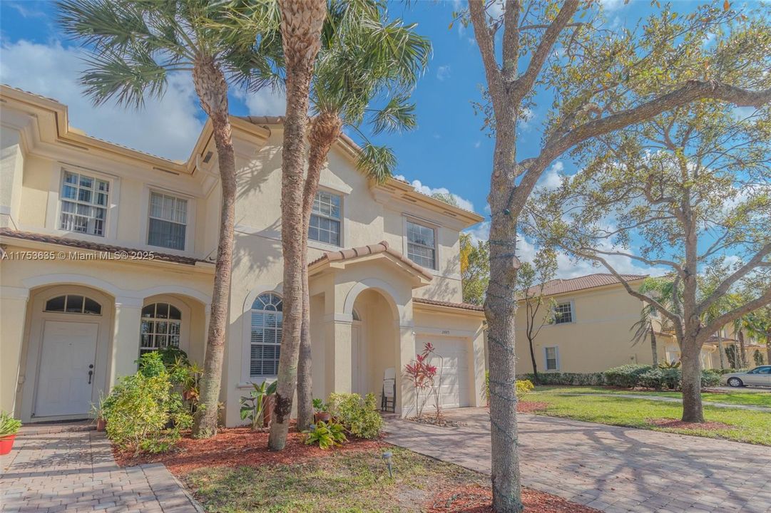 На продажу: $520,000 (4 спален, 3 ванн, 1815 Квадратных фут)