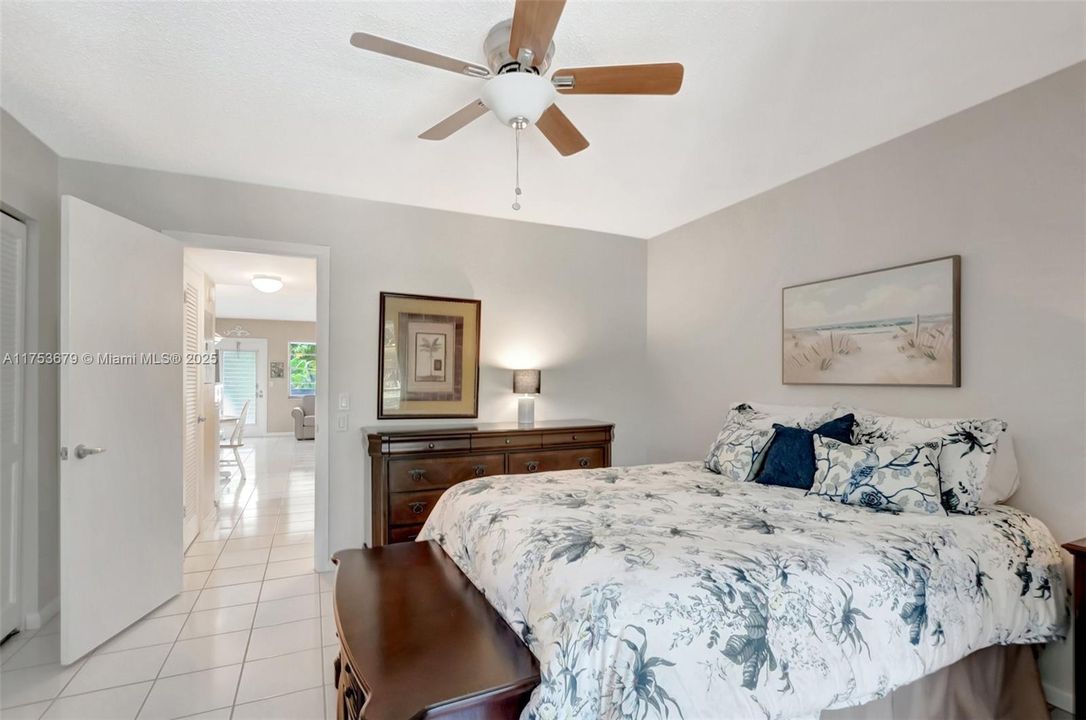 Недавно продано: $88,500 (1 спален, 1 ванн, 585 Квадратных фут)