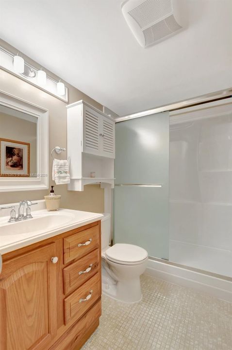 Недавно продано: $88,500 (1 спален, 1 ванн, 585 Квадратных фут)