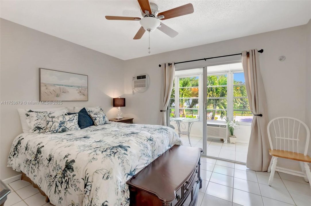 Недавно продано: $88,500 (1 спален, 1 ванн, 585 Квадратных фут)