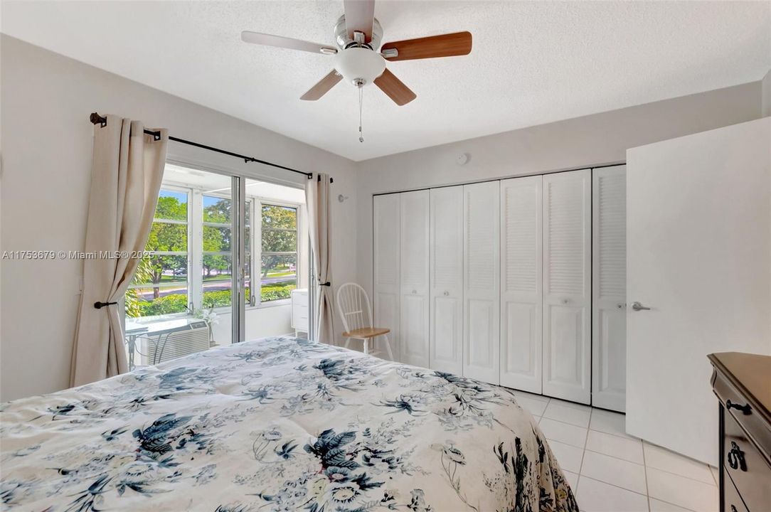 Недавно продано: $88,500 (1 спален, 1 ванн, 585 Квадратных фут)