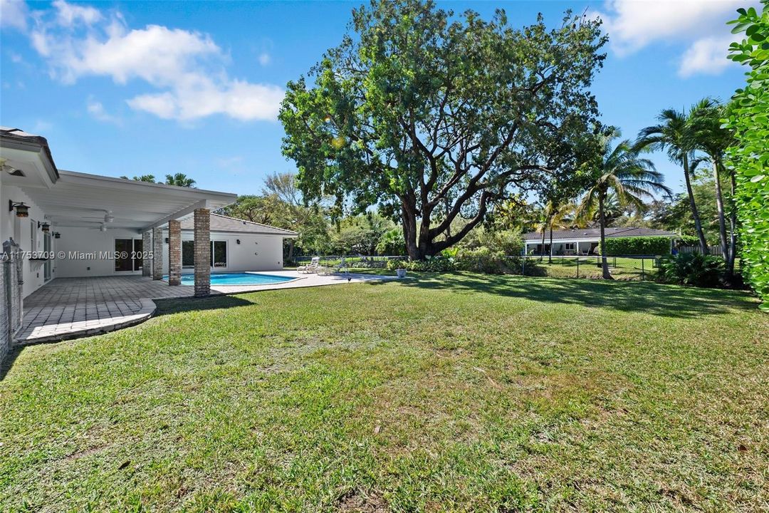 待售: $2,195,000 (5 贝兹, 3 浴室, 3203 平方英尺)