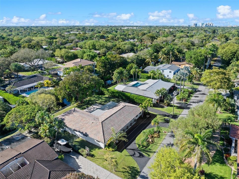 待售: $2,195,000 (5 贝兹, 3 浴室, 3203 平方英尺)