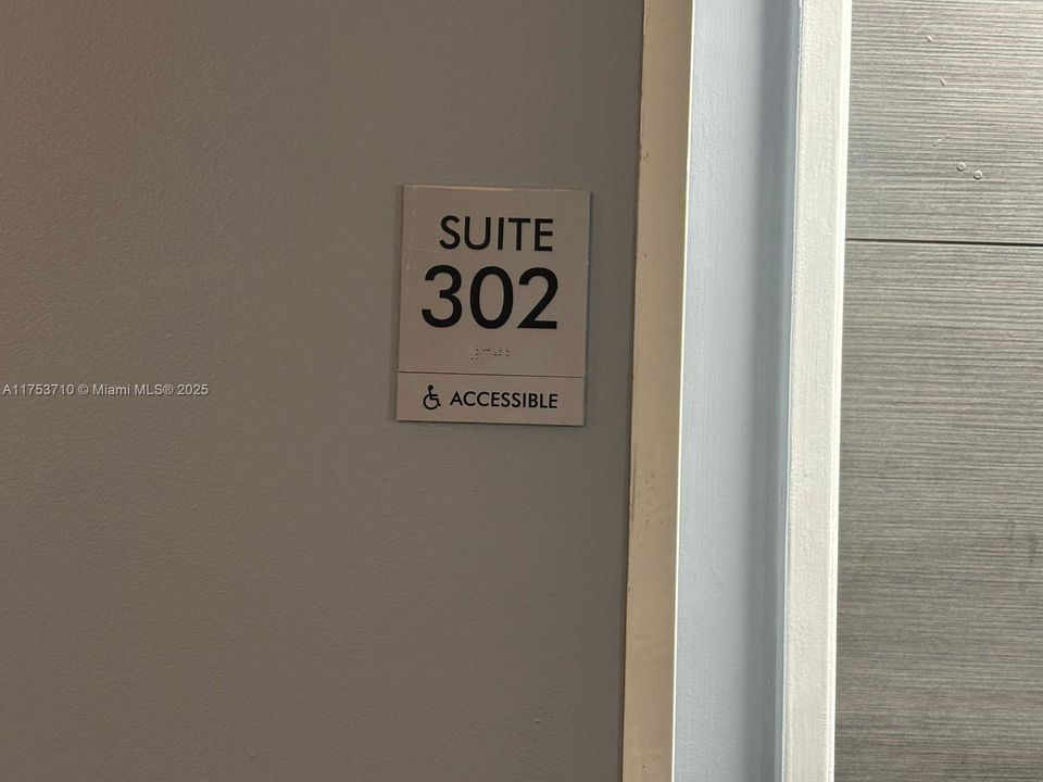 На продажу: $100,000 (1 спален, 1 ванн, 470 Квадратных фут)