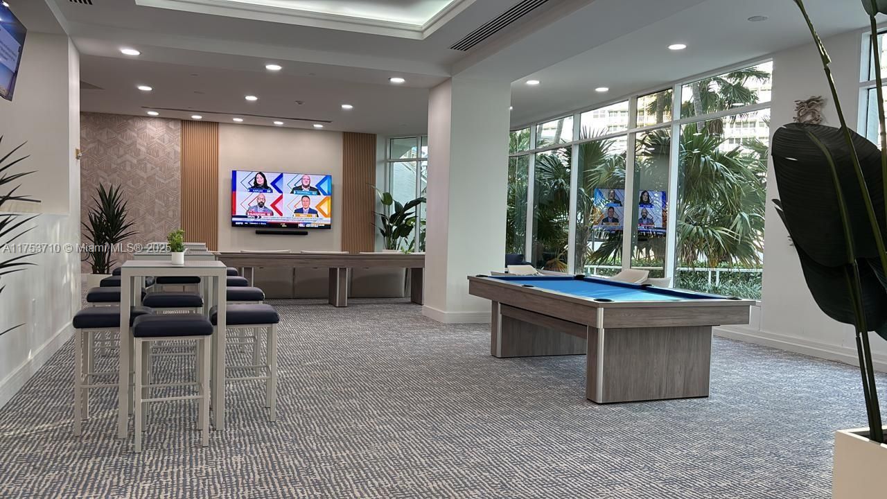 На продажу: $100,000 (1 спален, 1 ванн, 470 Квадратных фут)