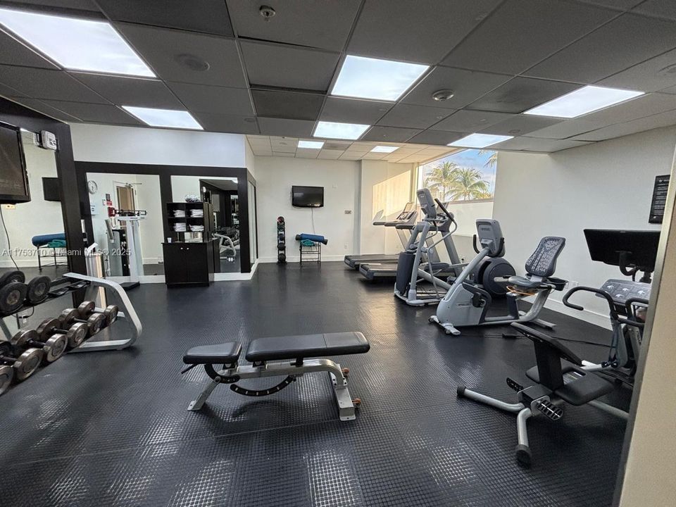 На продажу: $100,000 (1 спален, 1 ванн, 470 Квадратных фут)