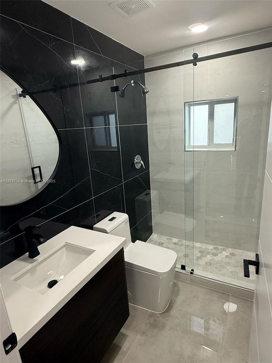 Recientemente alquilado: $4,600 (5 camas, 2 baños, 1931 Pies cuadrados)