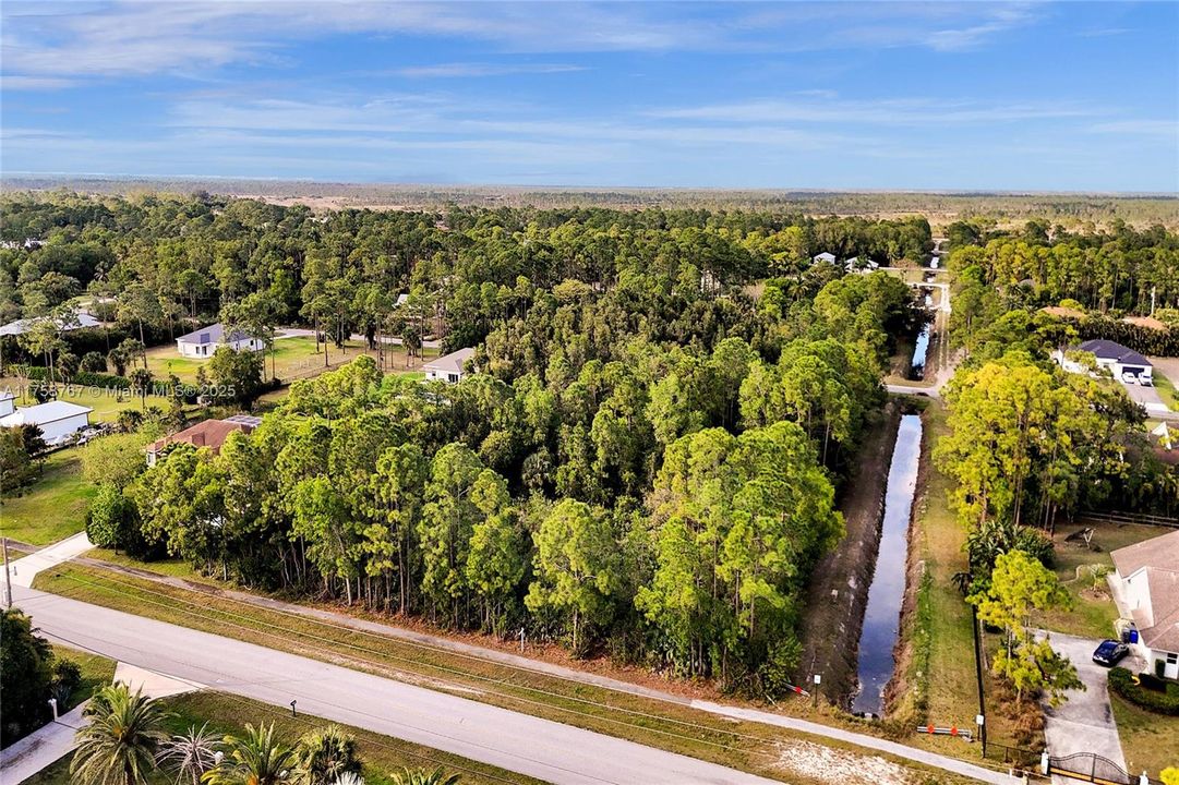 Недавно продано: $300,000 (1.40 acres)