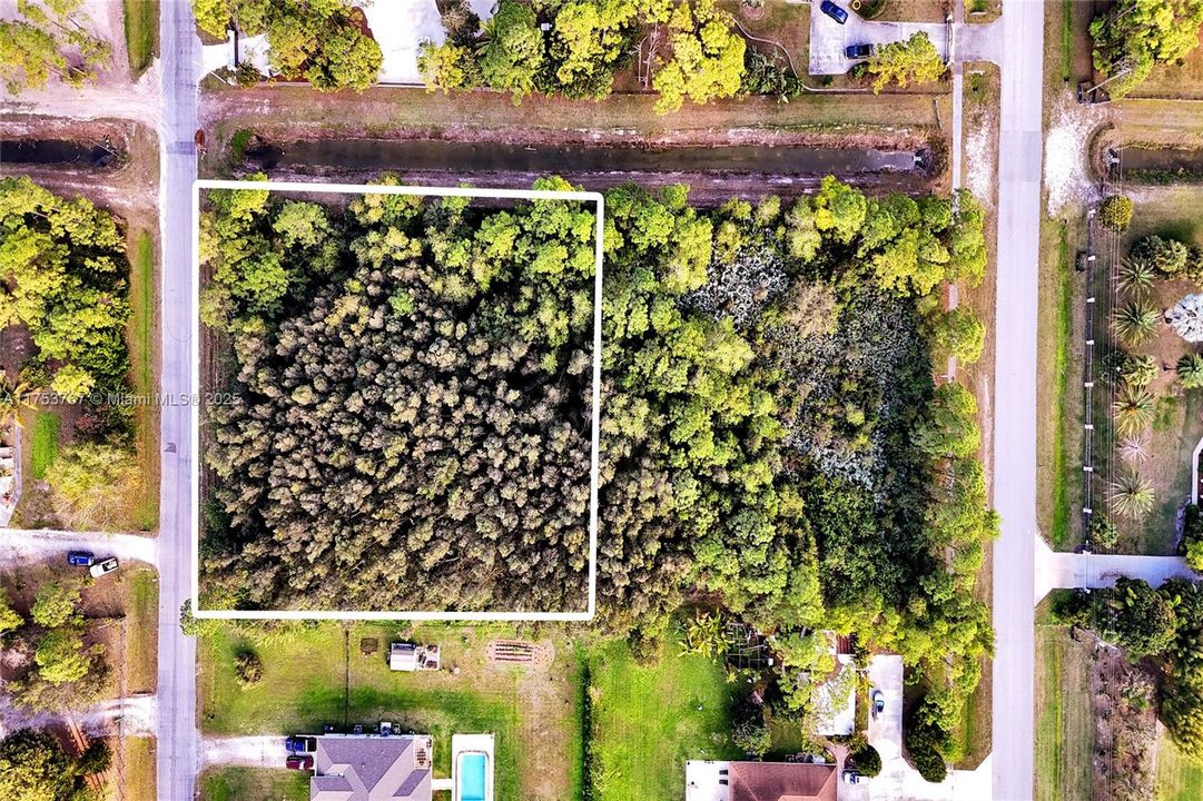 Недавно продано: $300,000 (1.40 acres)