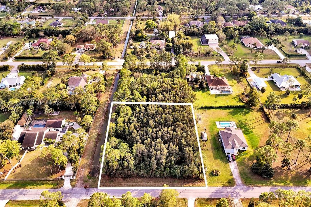 Недавно продано: $300,000 (1.40 acres)