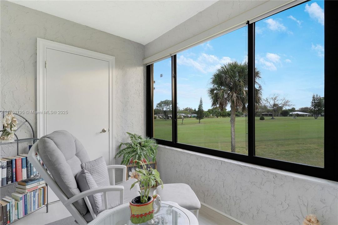 Recently Sold: $219,000 (2 beds, 2 baths, 1186 Square Feet)