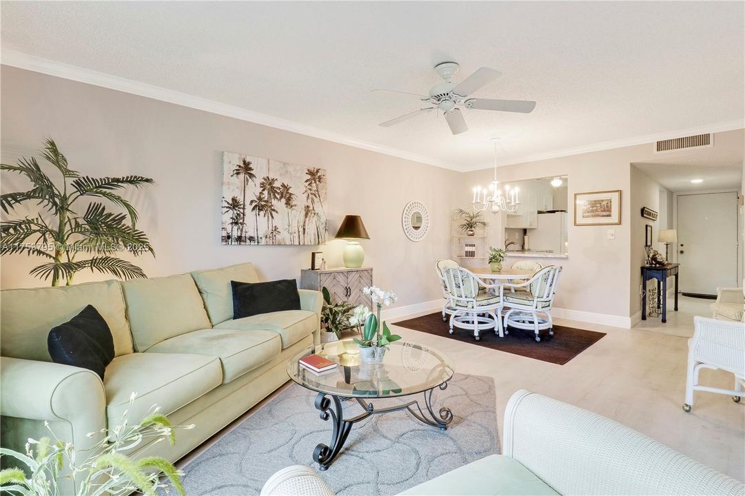 Recently Sold: $219,000 (2 beds, 2 baths, 1186 Square Feet)