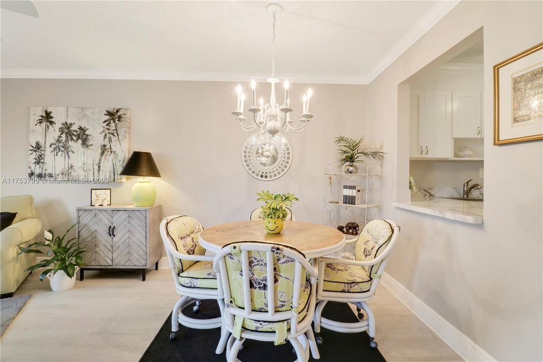 Recently Sold: $219,000 (2 beds, 2 baths, 1186 Square Feet)