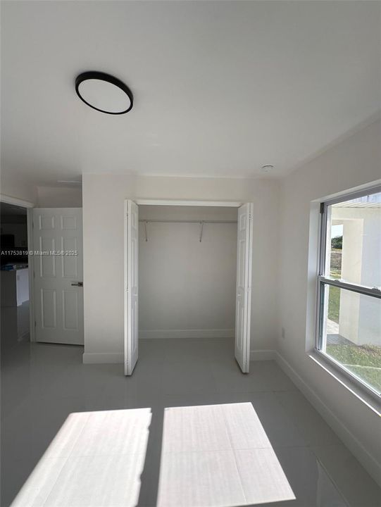 最近售出: $515,000 (0 贝兹, 0 浴室, 0 平方英尺)