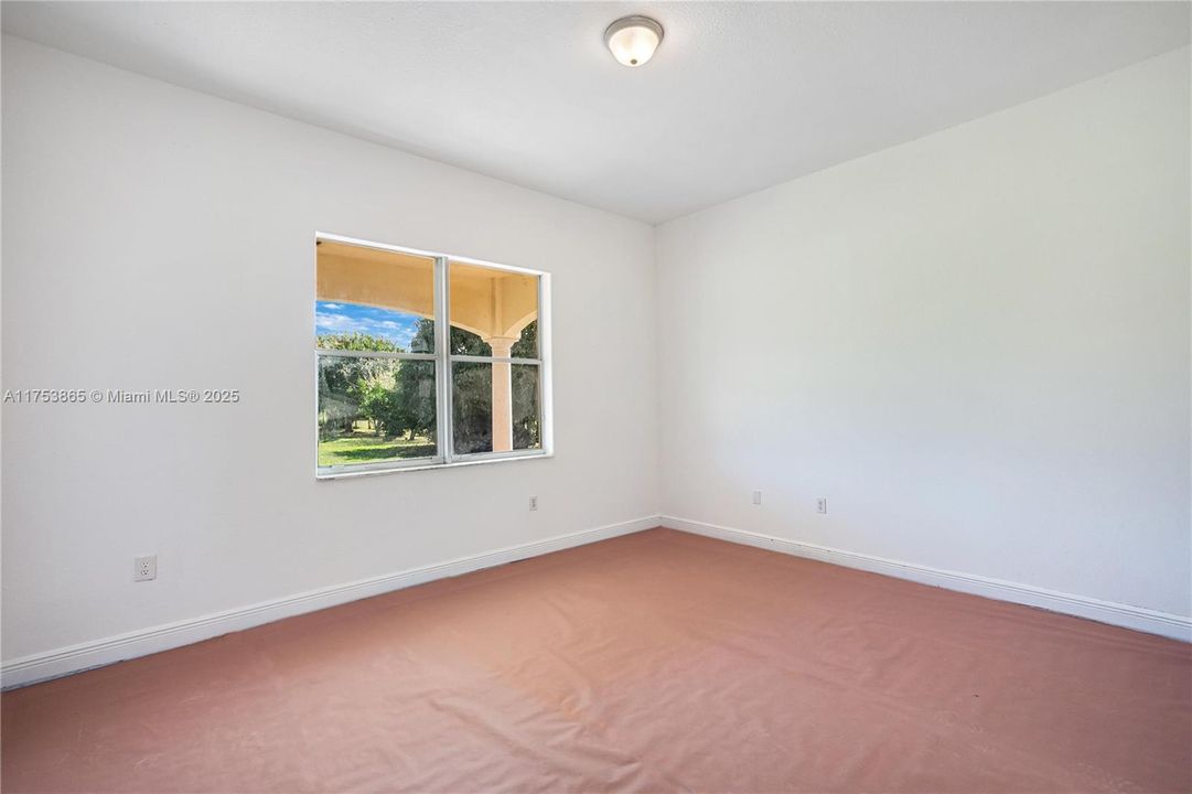 Recently Sold: $766,000 (4 beds, 2 baths, 1834 Square Feet)