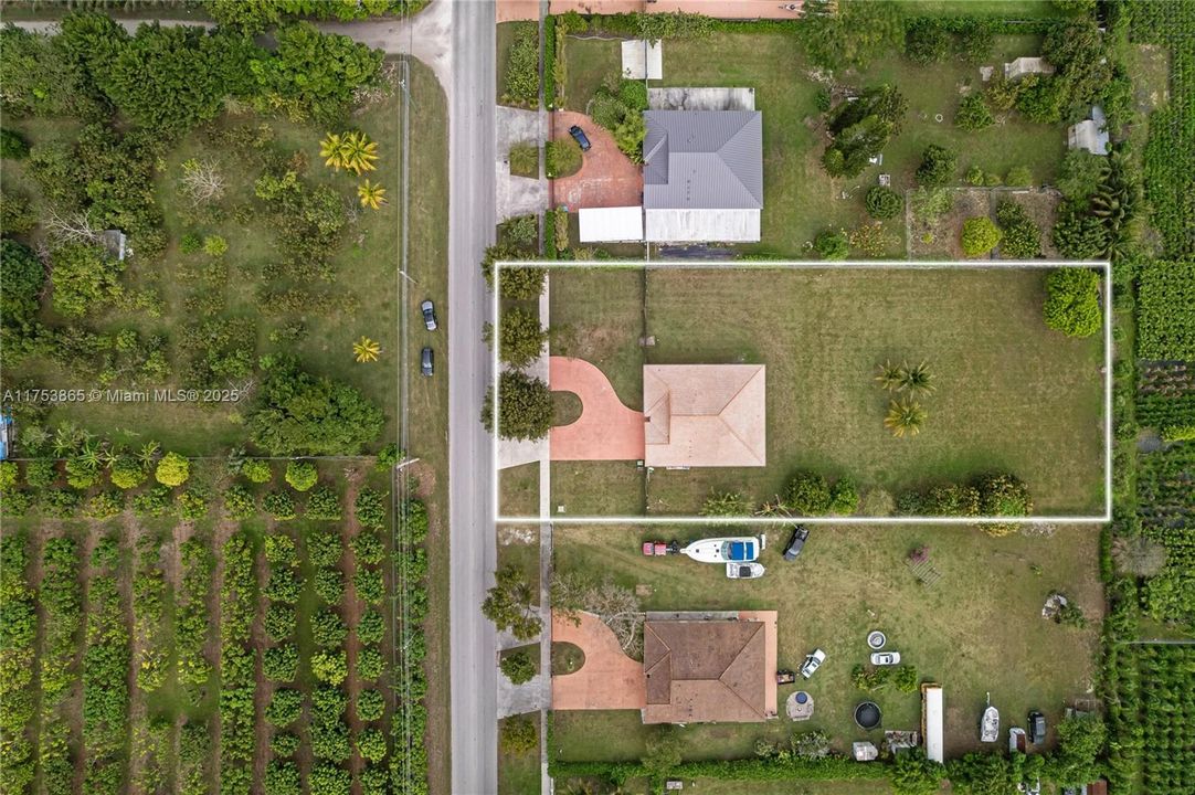 Recently Sold: $766,000 (4 beds, 2 baths, 1834 Square Feet)