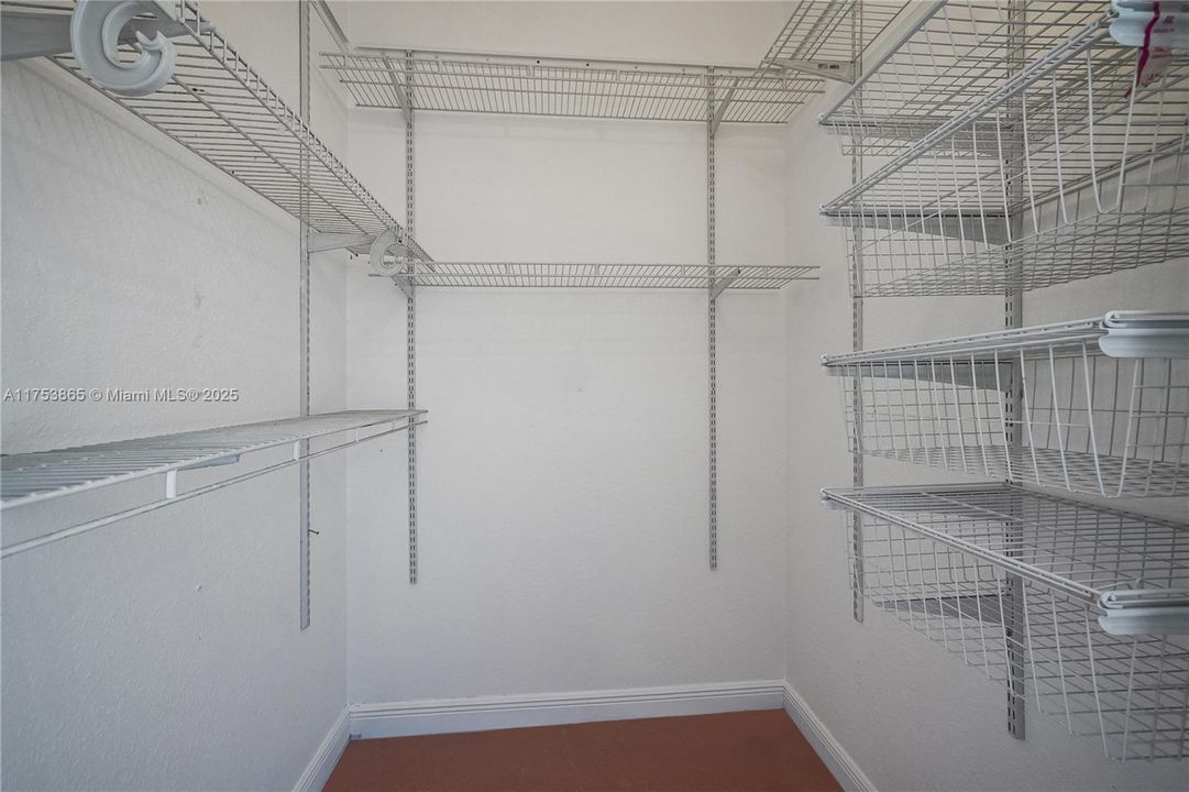 Recently Sold: $766,000 (4 beds, 2 baths, 1834 Square Feet)