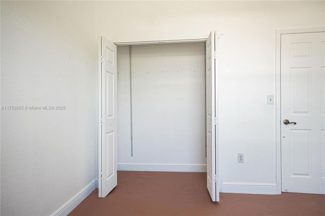 Recently Sold: $766,000 (4 beds, 2 baths, 1834 Square Feet)