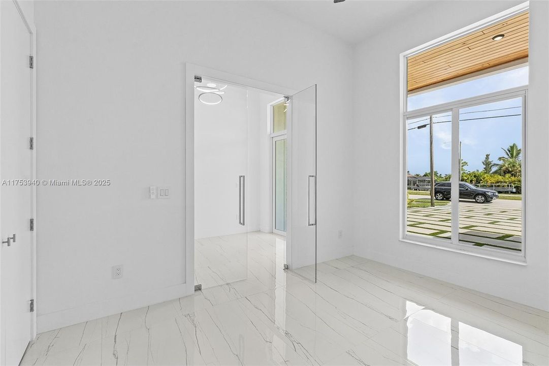 Recently Sold: $1,100,000 (4 beds, 3 baths, 0 Square Feet)