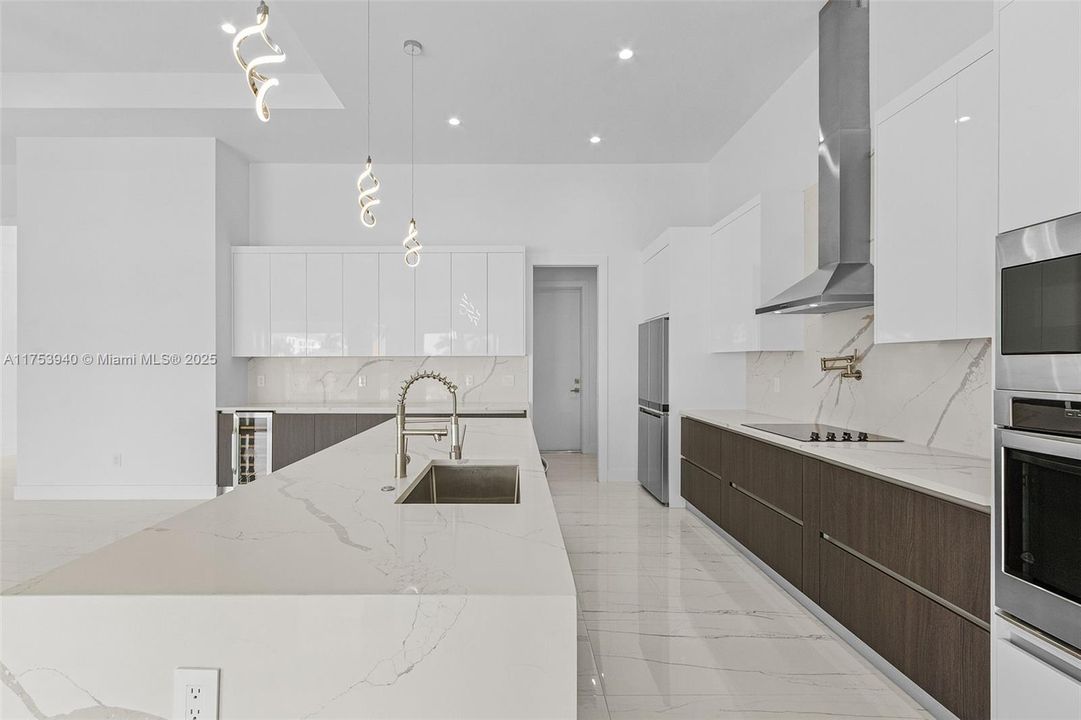 Recently Sold: $1,100,000 (4 beds, 3 baths, 0 Square Feet)