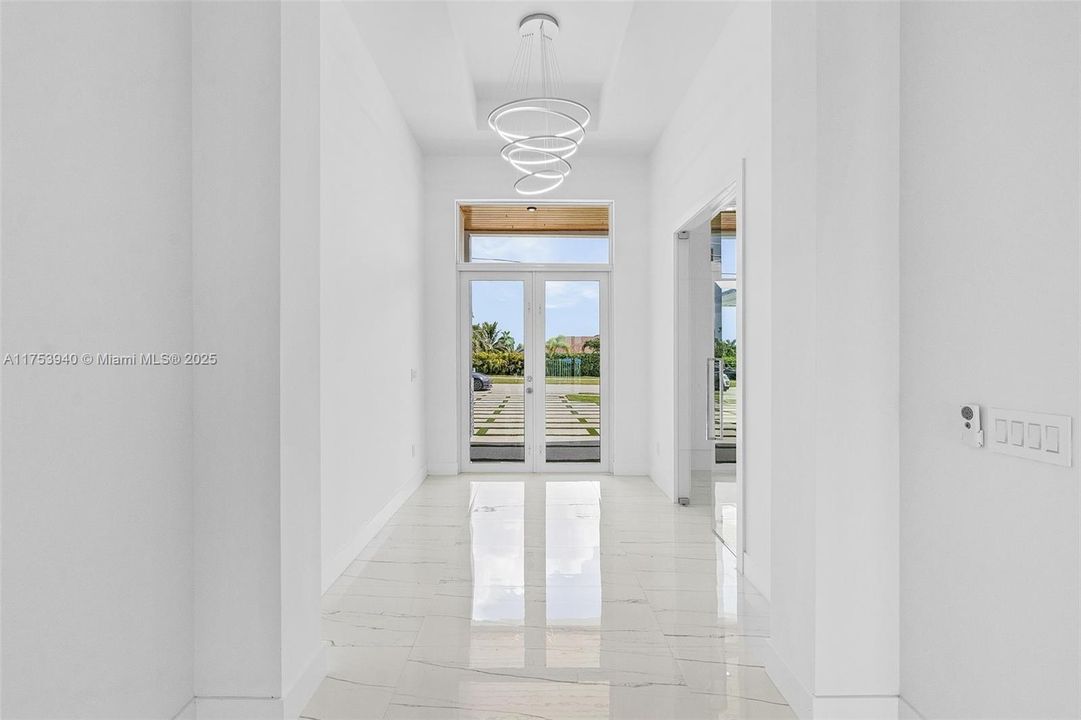 Recently Sold: $1,100,000 (4 beds, 3 baths, 0 Square Feet)