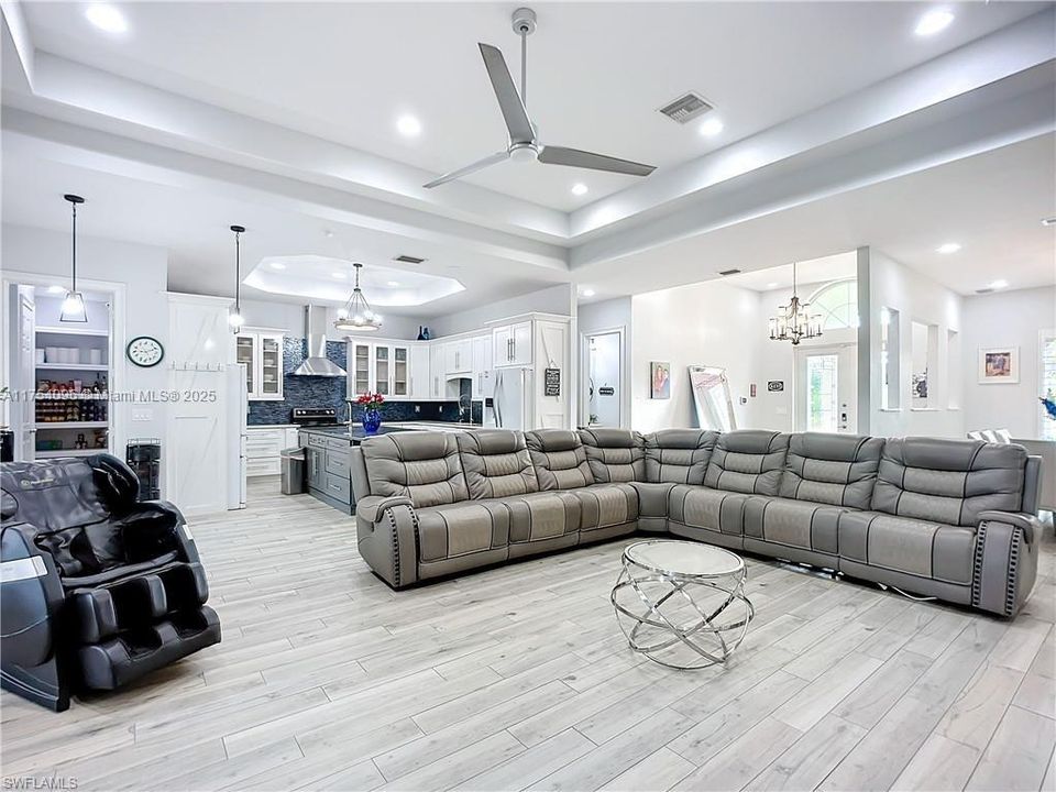 7684 COUNTY RD 78FORT DENAUD, FL 33935