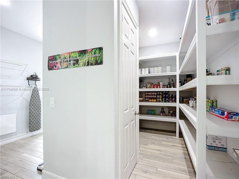 7684 COUNTY RD 78FORT DENAUD, FL 33935