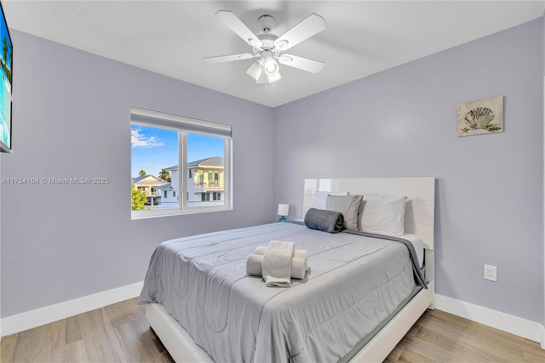 For Rent: $4,000 (3 beds, 2 baths, 1632 Square Feet)