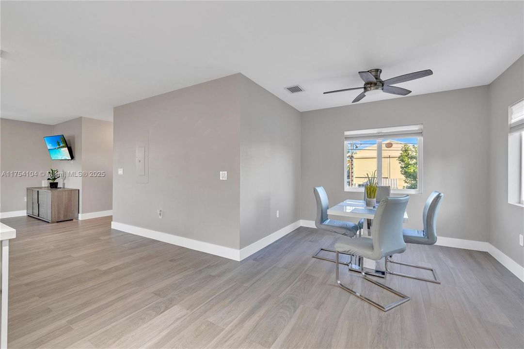 For Rent: $4,000 (3 beds, 2 baths, 1632 Square Feet)