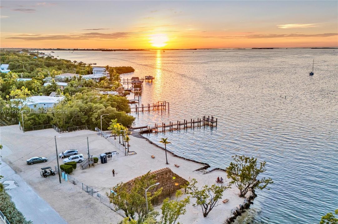 For Rent: $4,000 (3 beds, 2 baths, 1632 Square Feet)