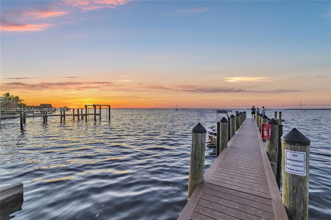 For Rent: $4,000 (3 beds, 2 baths, 1632 Square Feet)