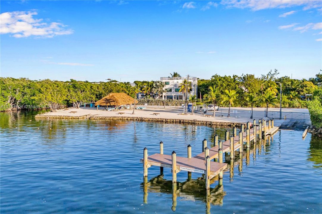 For Rent: $4,000 (3 beds, 2 baths, 1632 Square Feet)