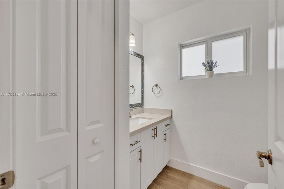 For Rent: $4,000 (3 beds, 2 baths, 1632 Square Feet)