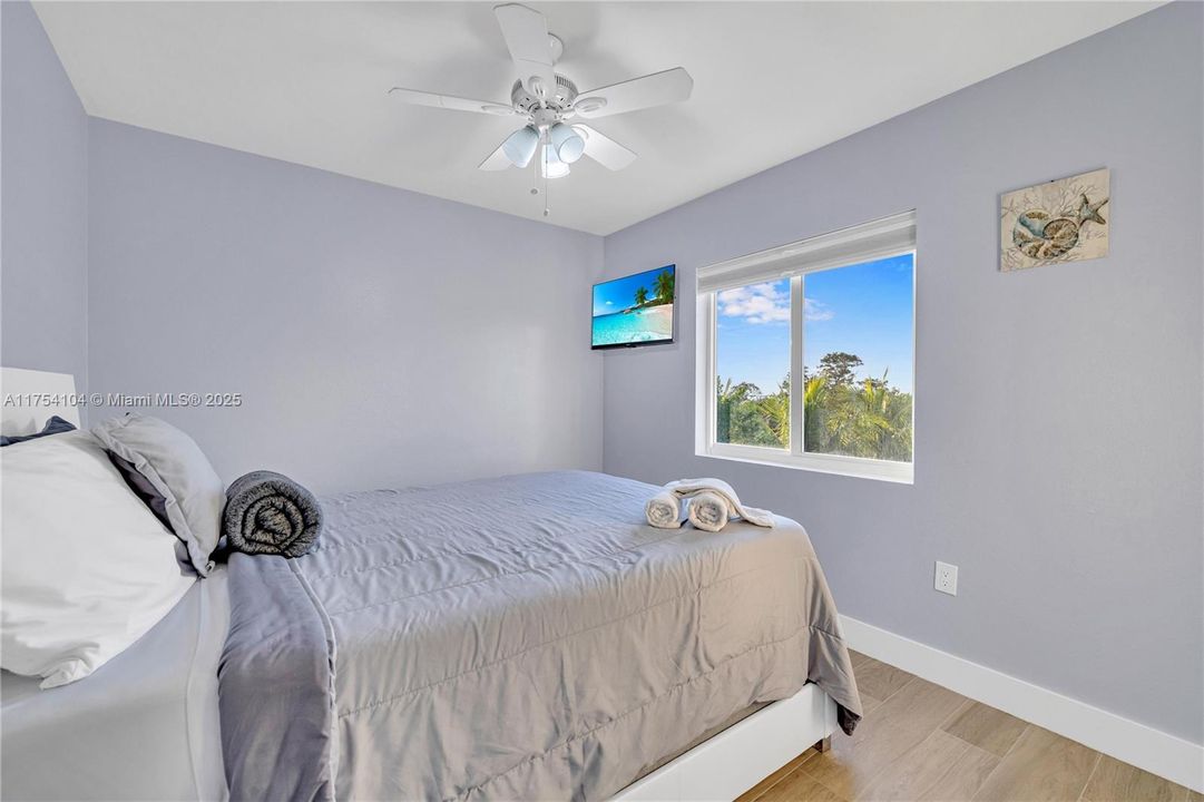 For Rent: $4,000 (3 beds, 2 baths, 1632 Square Feet)