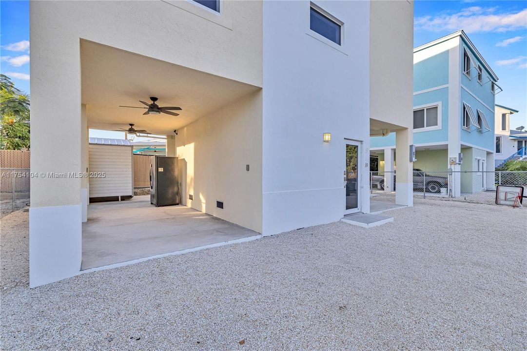 For Rent: $4,000 (3 beds, 2 baths, 1632 Square Feet)