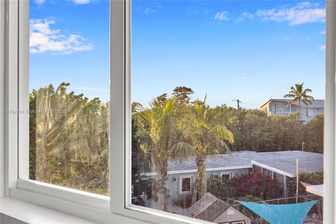 For Rent: $4,000 (3 beds, 2 baths, 1632 Square Feet)