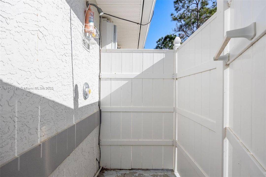 Recently Sold: $739,900 (3 beds, 2 baths, 0 Square Feet)