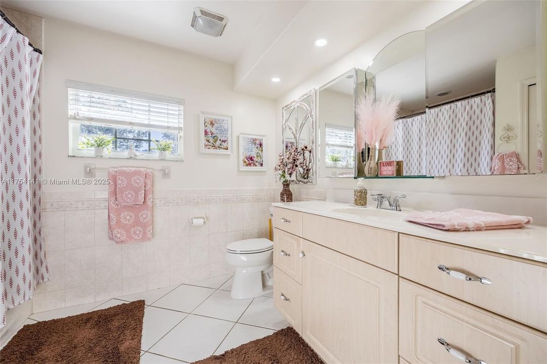 Recently Sold: $739,900 (3 beds, 2 baths, 0 Square Feet)