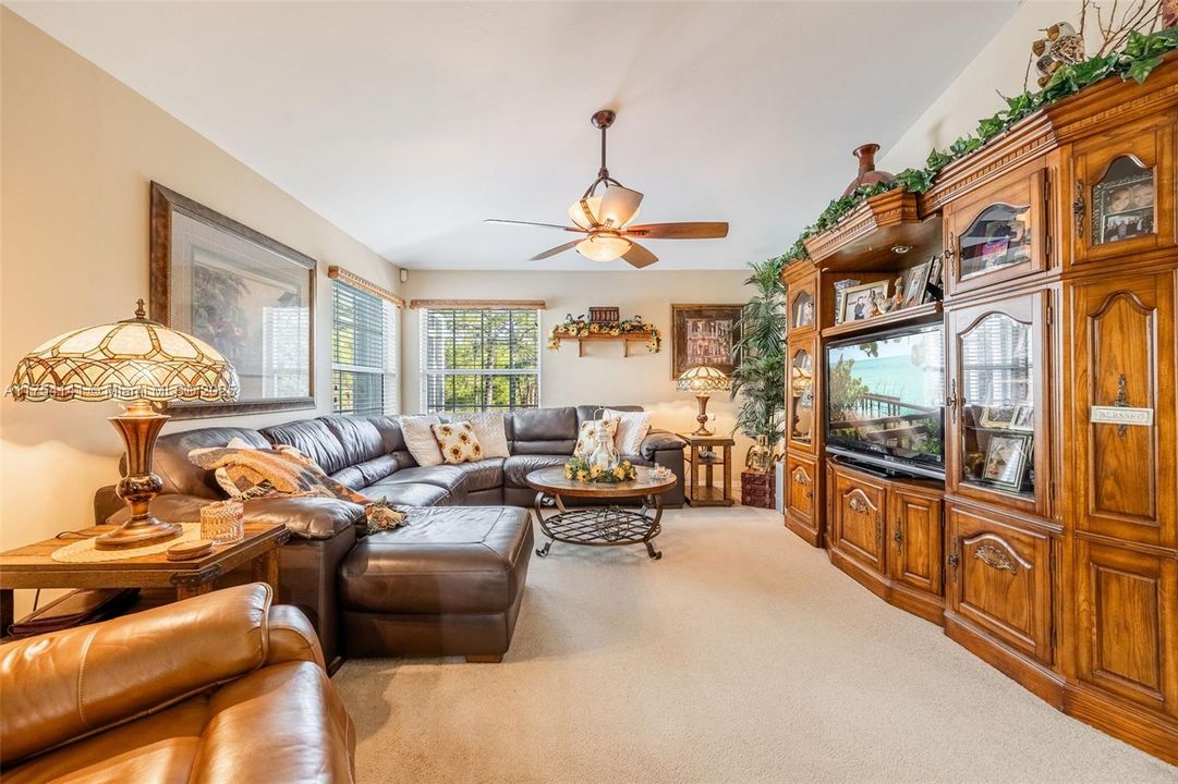 Recently Sold: $739,900 (3 beds, 2 baths, 0 Square Feet)