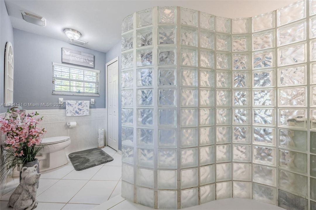 Recently Sold: $739,900 (3 beds, 2 baths, 0 Square Feet)