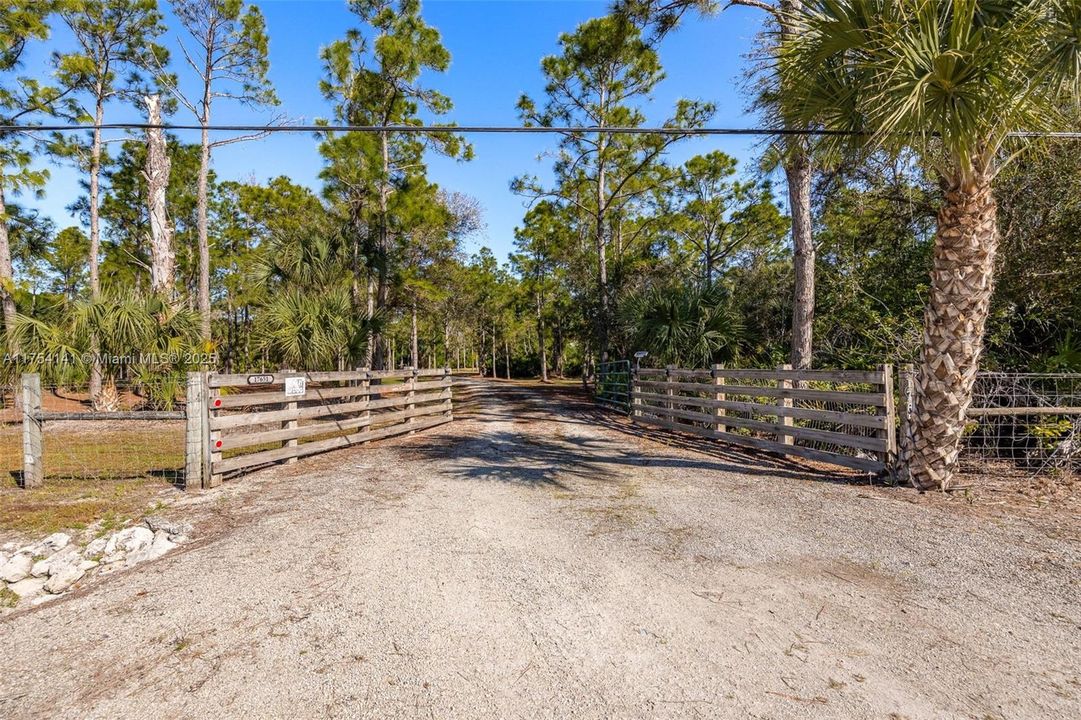 Recently Sold: $739,900 (3 beds, 2 baths, 0 Square Feet)