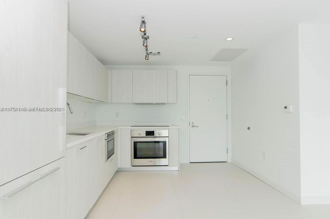 En Venta: $565,000 (2 camas, 2 baños, 944 Pies cuadrados)